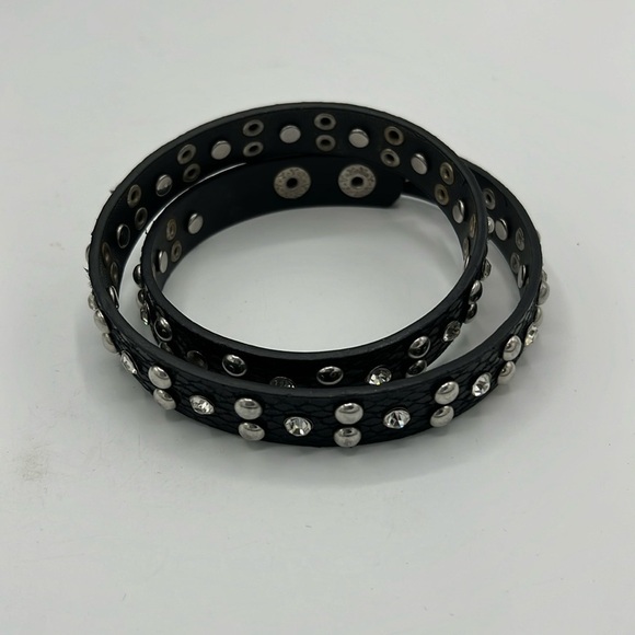 BLACK STUD AND CRYSTAL BRACELET - Picture 1 of 4